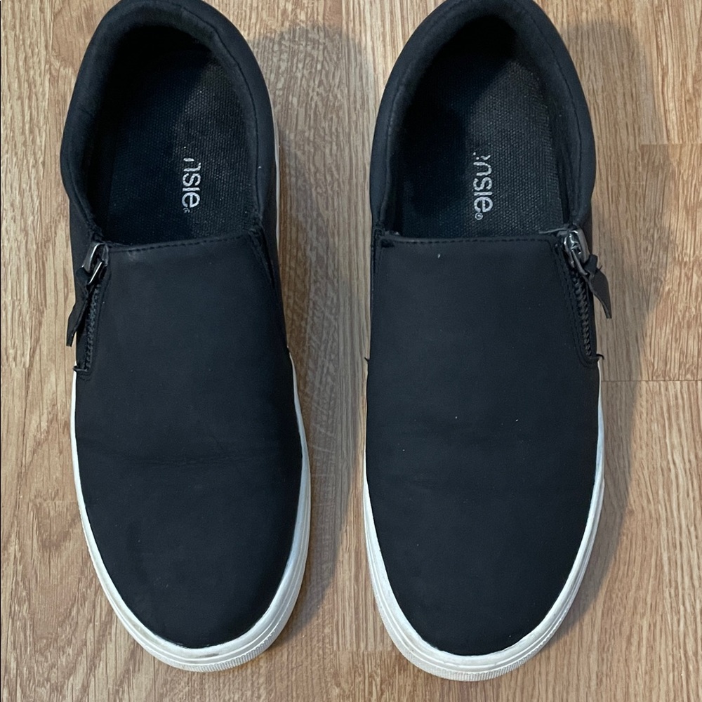 Kenzie Black Sneakers